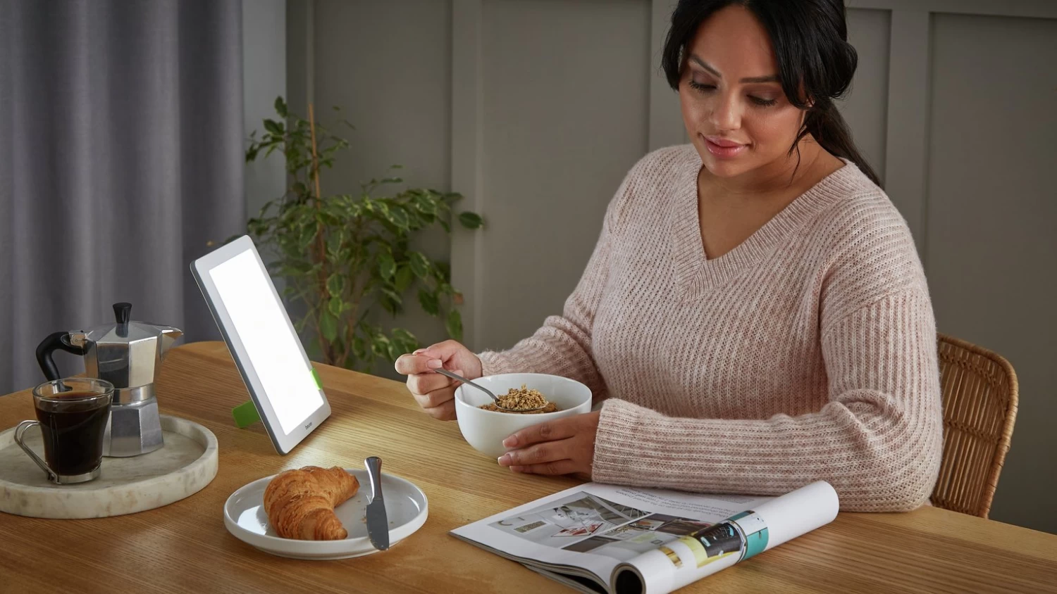 Beurer TL 30 Ultra Slim SAD Therapy Light - White - Image 3