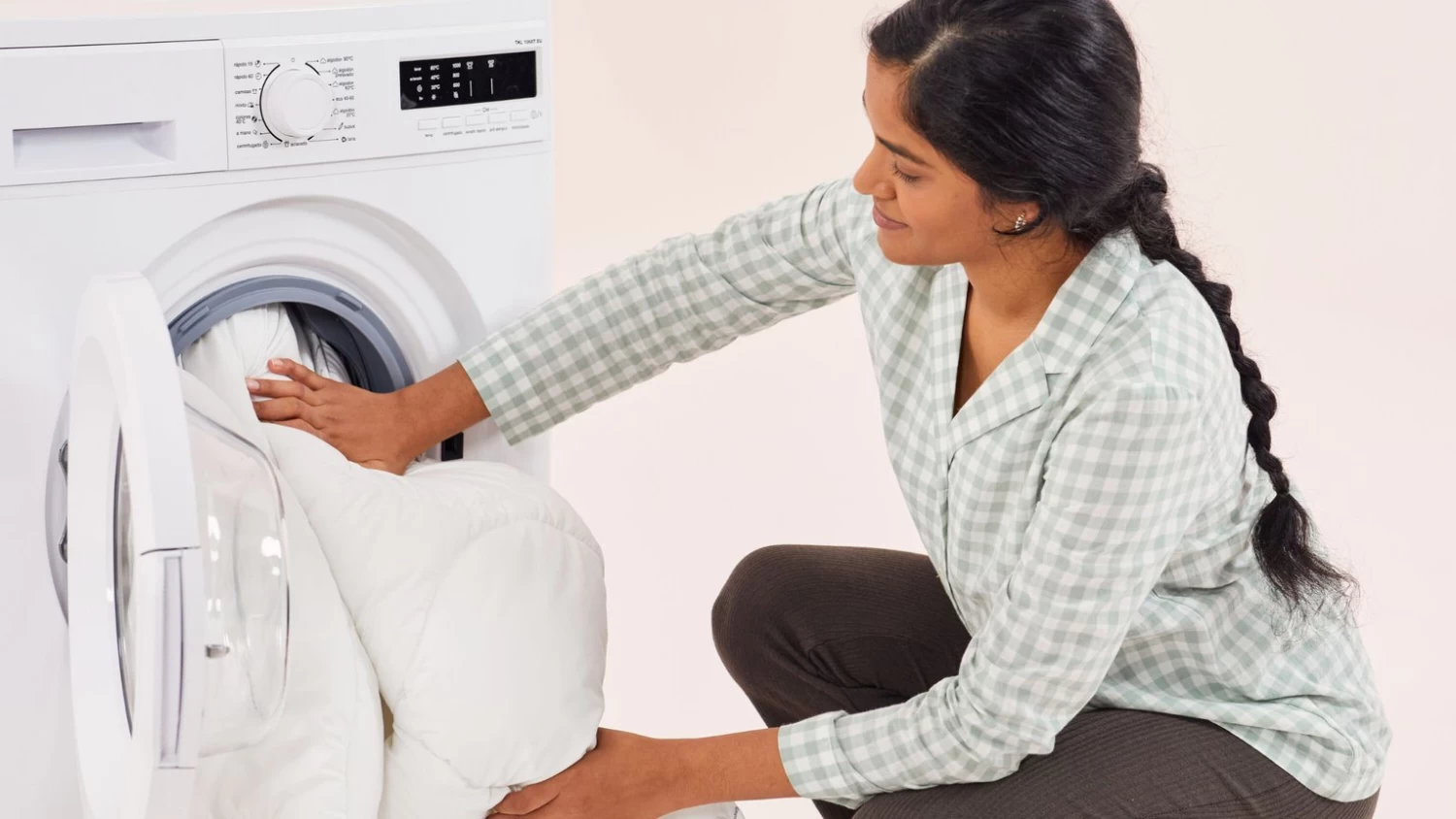 Emma Sleep All Seasons Anti Allergy 10.5 Tog Duvet - Double - Image 4