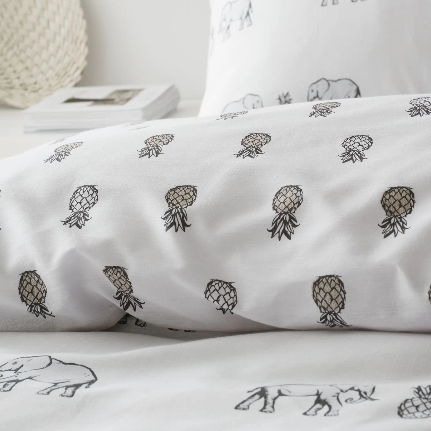 Pineapple Elephant Tembo Natural Bedding Set - King - Image 5