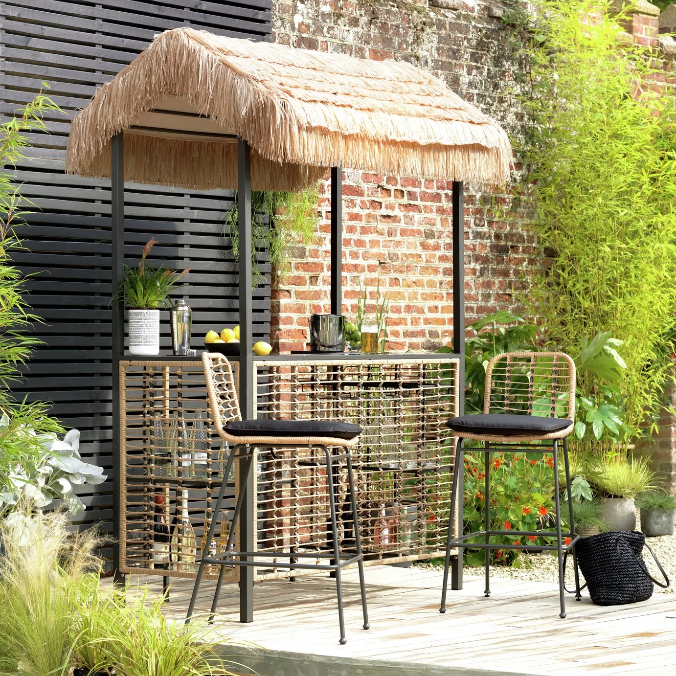 Habitat Beach Bar Gazebo With Stools - Natural - Image 2