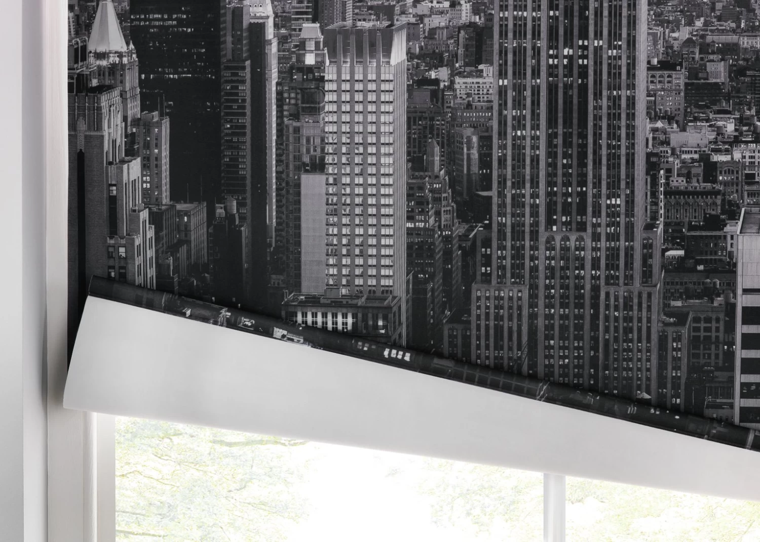 Habitat Skyline Blackout Roller Blind - 3ft - Image 6