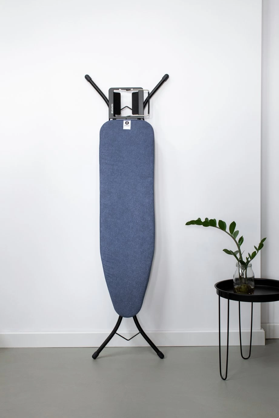 Brabantia 110 X 30cm Ironing Board - Denim Blue - Image 3