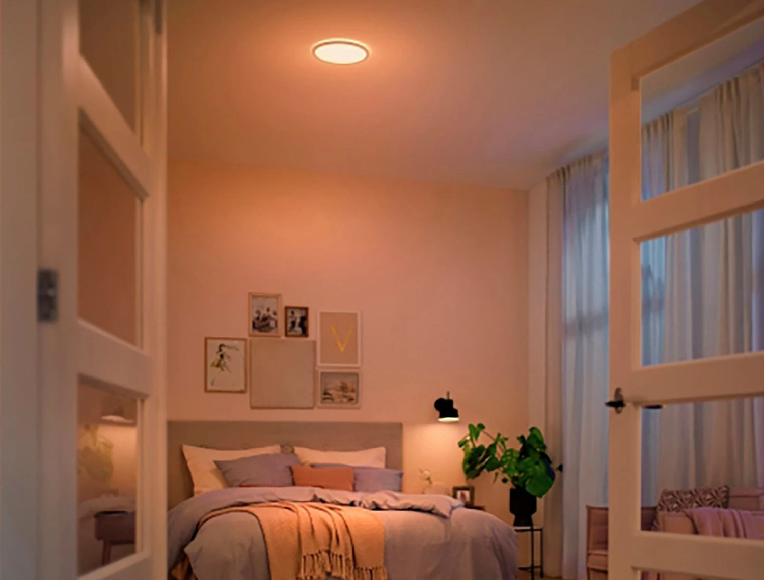 Philips Super Slim Flush To Ceiling Light - Black